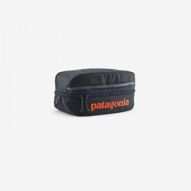 patagonia toiletry bags Black Hole Cube 6L – Mountain Chalet