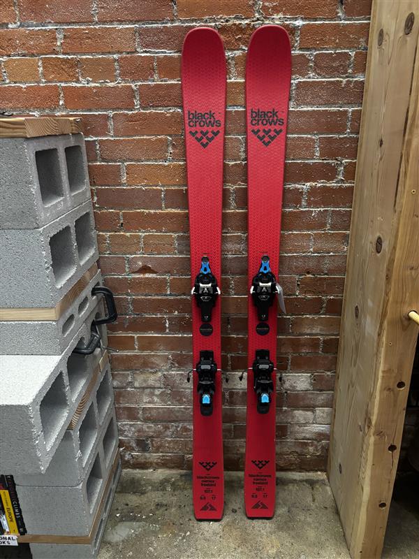 Mountain Chalet Demo Kit - Camox 95/157 with Fritschi Tecton and Pomoca Skins