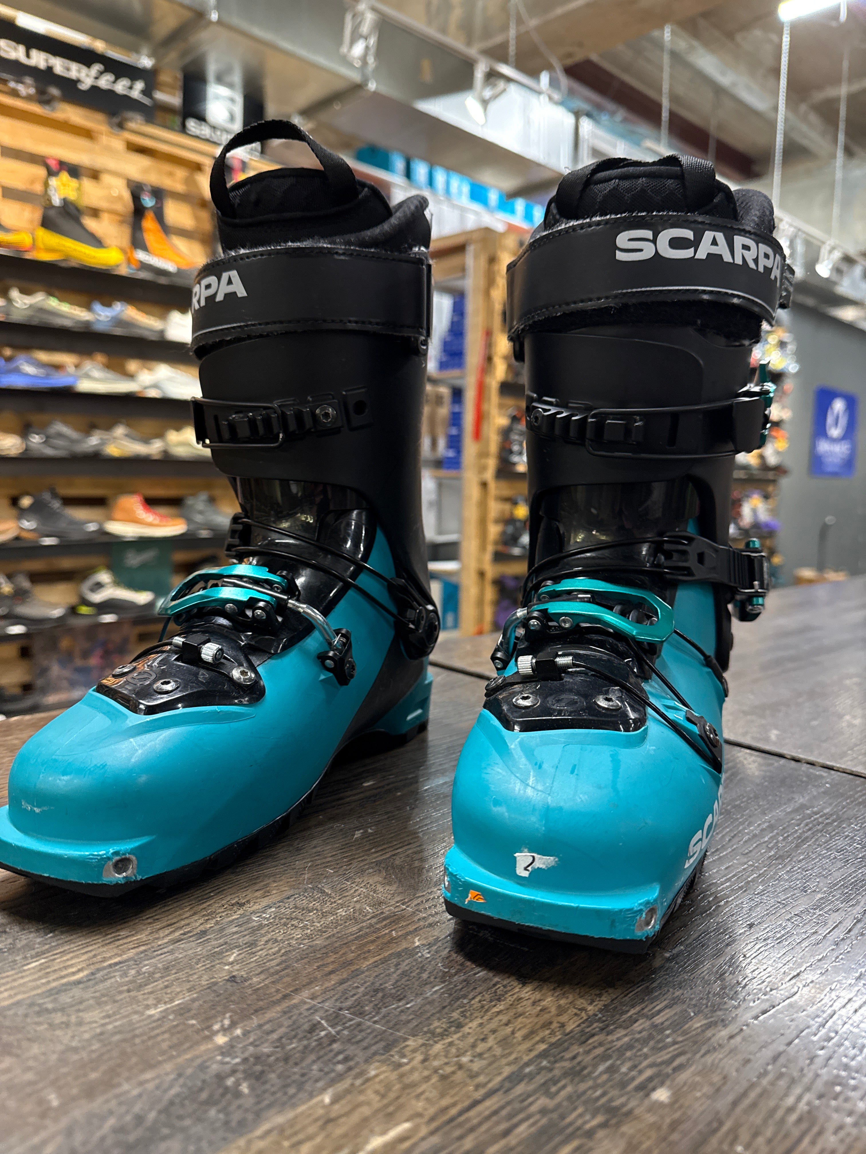 Mountain Chalet Demo Boot - Scarpa Gea, Size 25
